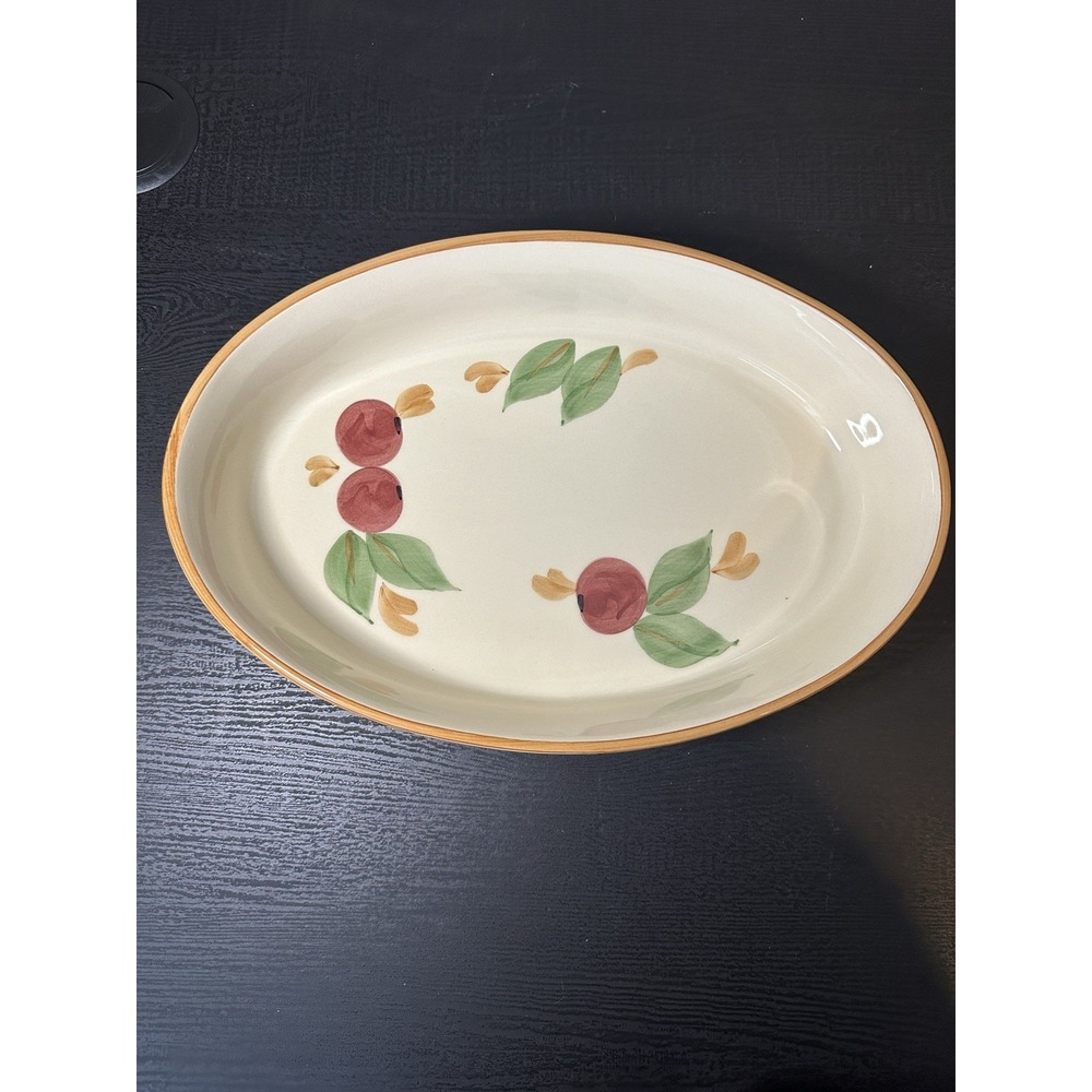 Vintage Franciscan Apple 12" Oval Baking Dish Casserole Excellent